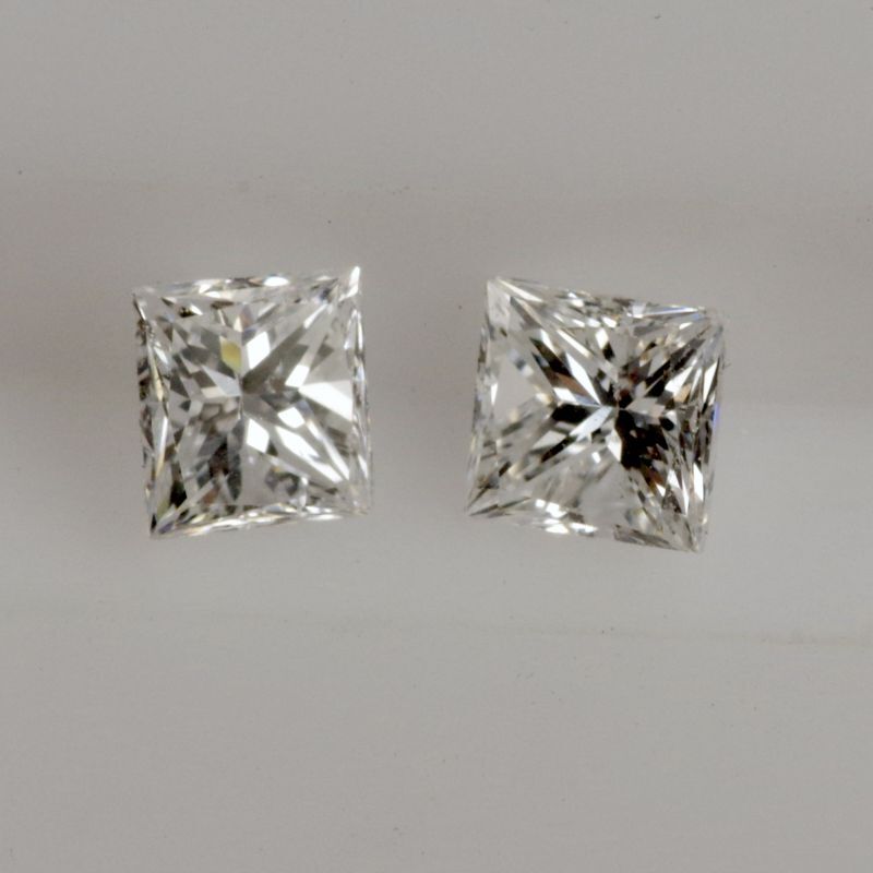 ダイヤモンド プリンセスカット 平均0.170ct ４月誕生石　正面写真