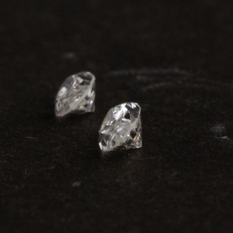 マーキスダイヤモンド 平均0.11ct ４月誕生石　横写真